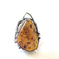 best for her oval amber ring