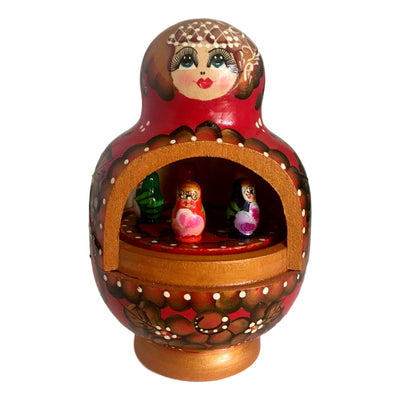 Russian doll musical box 