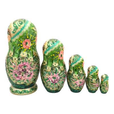 Nesting dolls green