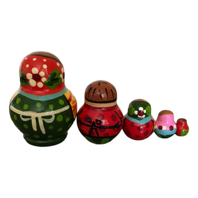 Miniature set russian stacking dolls 