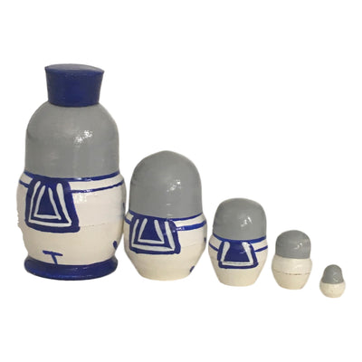 Russian miniature nesting dolls 