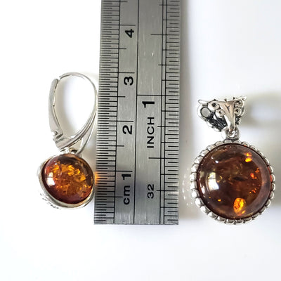 round amber bears earrings pendant set in silver