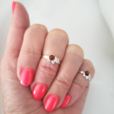 mid finger rings