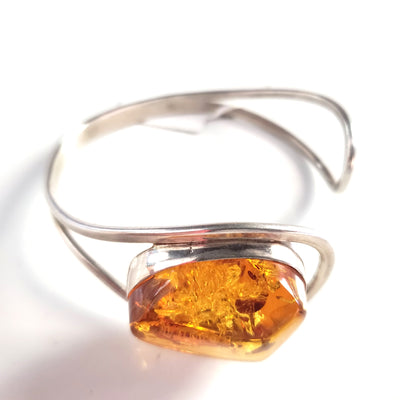 Modern Oval Honey Amber Cuff Bracelet in Silver Frame BuyRussianGifts Store
