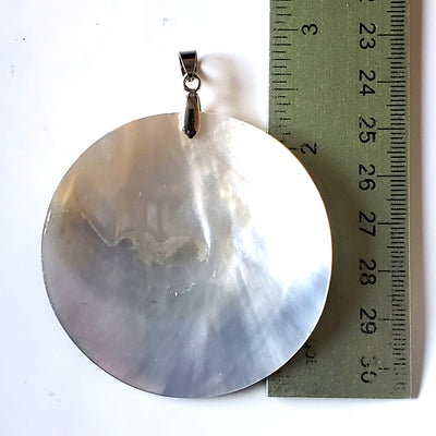 mother of pearl pendant